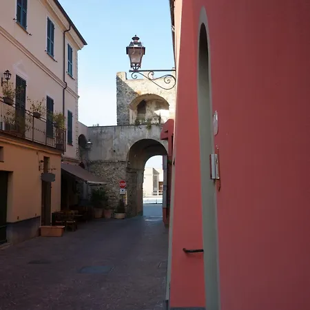 Double G 54 Villanova d'Albenga